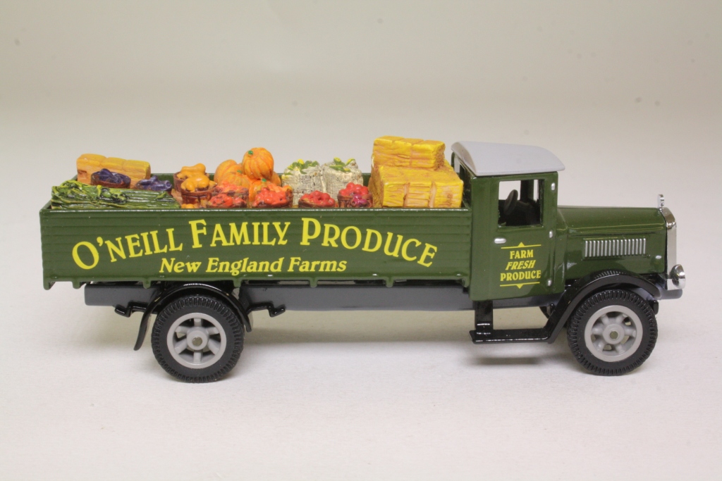 Matchbox Collectibles YY032A/SA; 1932 Mercedes-Benz L5 Truck; O'Neill Family Produce, Market Gardener's Truck